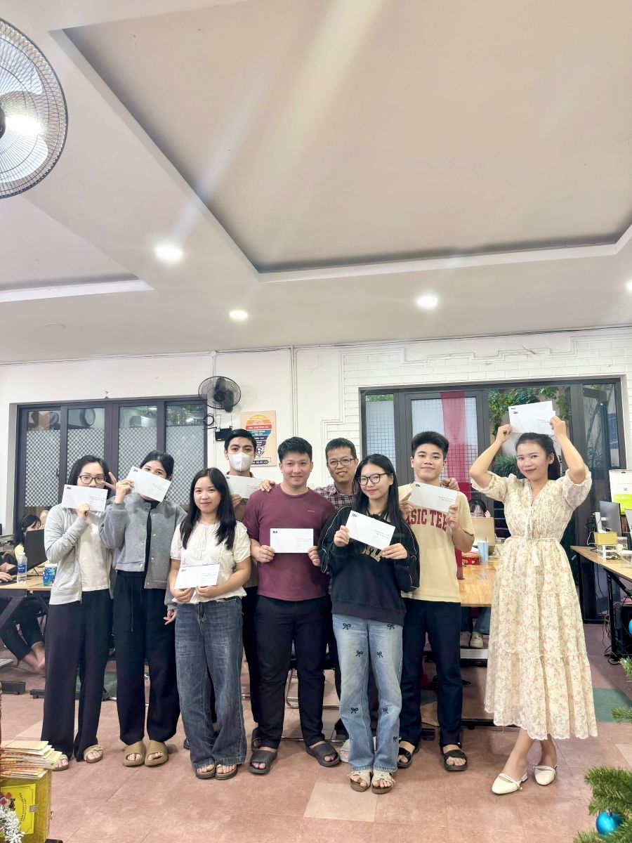 THƯỞNG TEAM XUẤT SẮC THÁNG 12 