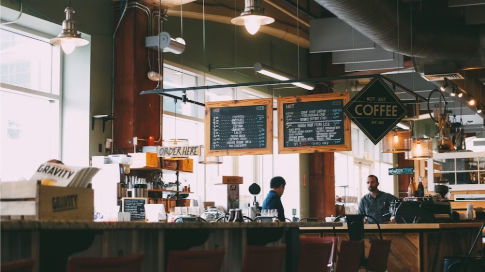 chiến lược marketing quán cafe theo mô hình